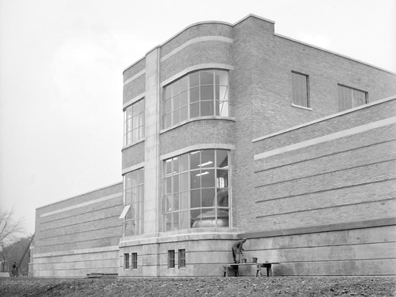 Peller Plant Exterior